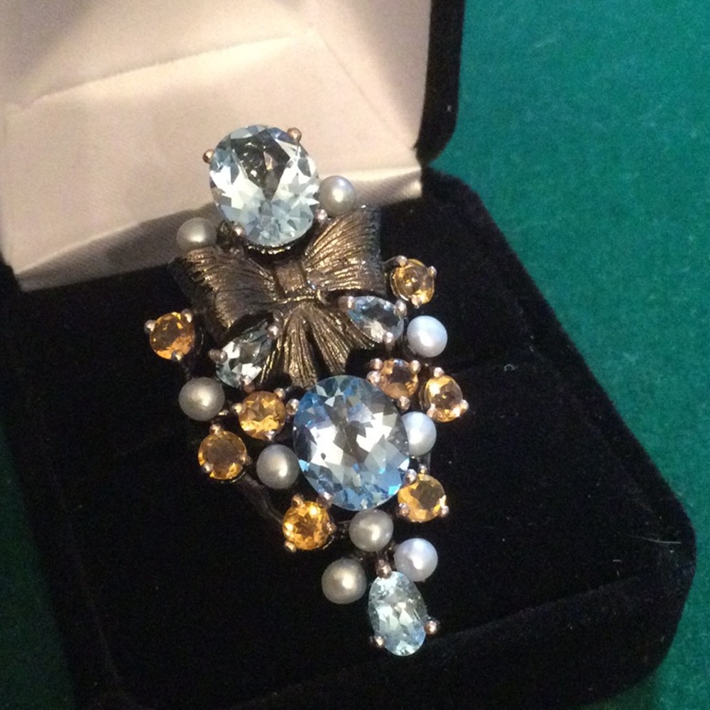 Genuine Blue Topaz Ribbon Ring - Picture 10 of 12